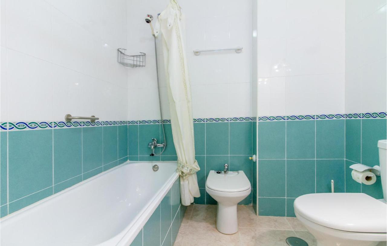 Awesome Apartment In Santa Pola With Kitchenette Buitenkant foto